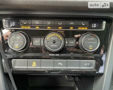 Фольксваген Туран, об'ємом двигуна 1.6 л та пробігом 239 тис. км за 13399 $, фото 21 на Automoto.ua
