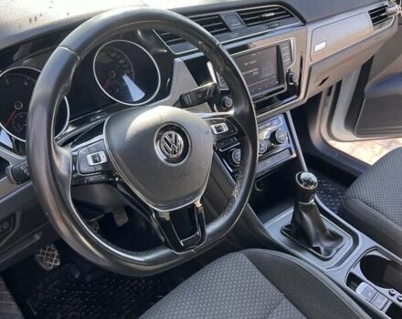 Фольксваген Туран, об'ємом двигуна 1.6 л та пробігом 265 тис. км за 15500 $, фото 6 на Automoto.ua