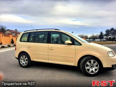 Фольксваген Туран, объемом двигателя 1.9 л и пробегом 339 тыс. км за 5200 $, фото 1 на Automoto.ua