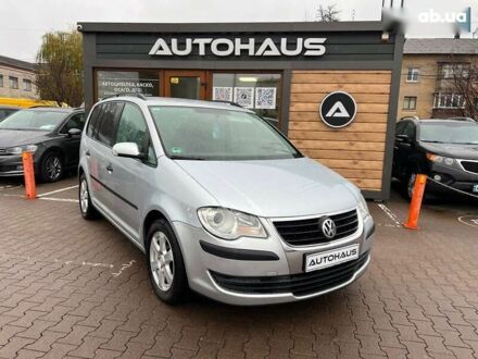 Фольксваген Туран, объемом двигателя 1.9 л и пробегом 235 тыс. км за 7999 $, фото 1 на Automoto.ua