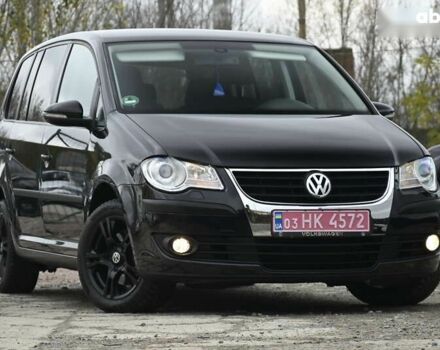 Фольксваген Туран, объемом двигателя 1.6 л и пробегом 152 тыс. км за 7200 $, фото 1 на Automoto.ua