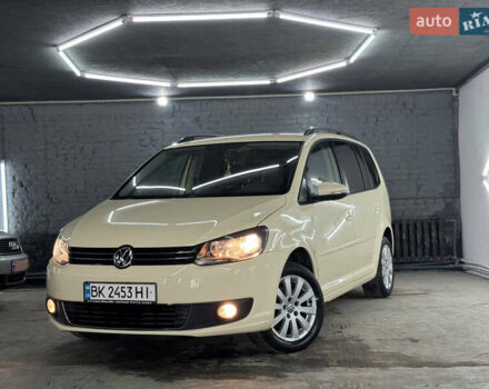 Фольксваген Туран, объемом двигателя 1.6 л и пробегом 306 тыс. км за 7900 $, фото 1 на Automoto.ua