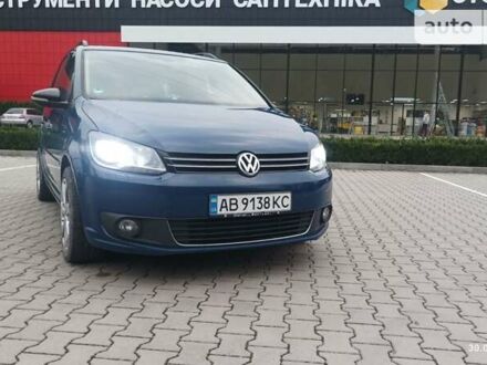 Фольксваген Туран 2012 в Виннице на Automoto.ua Фольксваген Туран, объемом двигателя 1.97 л и пробегом 256 тыс. км за 11800 $, фото 1 на Automoto.ua