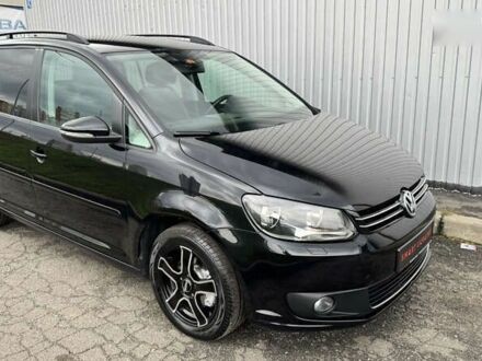 Фольксваген Туран, объемом двигателя 1.6 л и пробегом 214 тыс. км за 11750 $, фото 1 на Automoto.ua