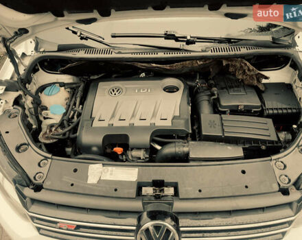 Фольксваген Туран, объемом двигателя 2 л и пробегом 320 тыс. км за 9400 $, фото 1 на Automoto.ua