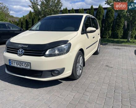 Желтый Фольксваген Туран, объемом двигателя 1.6 л и пробегом 342 тыс. км за 8350 $, фото 3 на Automoto.ua