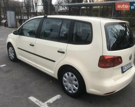 Жовтий Фольксваген Туран, об'ємом двигуна 1.6 л та пробігом 300 тис. км за 7500 $, фото 5 на Automoto.ua