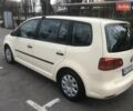 Жовтий Фольксваген Туран, об'ємом двигуна 1.6 л та пробігом 300 тис. км за 7500 $, фото 5 на Automoto.ua