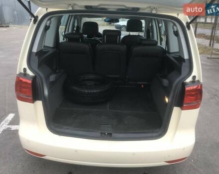 Жовтий Фольксваген Туран, об'ємом двигуна 1.6 л та пробігом 300 тис. км за 7500 $, фото 7 на Automoto.ua