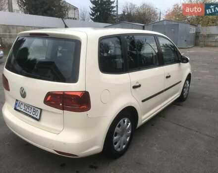 Жовтий Фольксваген Туран, об'ємом двигуна 1.6 л та пробігом 300 тис. км за 7500 $, фото 8 на Automoto.ua