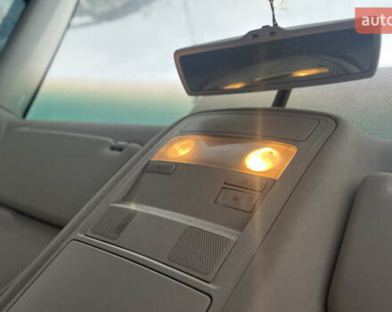 Желтый Фольксваген Туран, объемом двигателя 1.97 л и пробегом 213 тыс. км за 8990 $, фото 13 на Automoto.ua