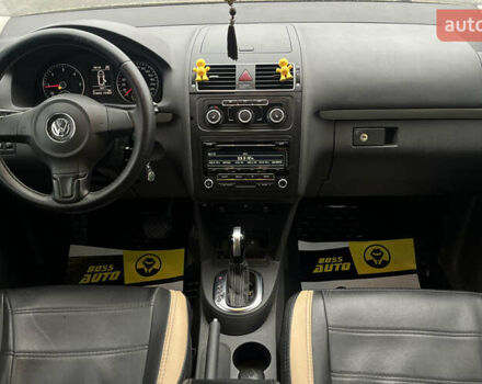 Желтый Фольксваген Туран, объемом двигателя 1.97 л и пробегом 213 тыс. км за 8990 $, фото 8 на Automoto.ua