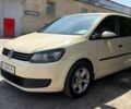 Жовтий Фольксваген Туран, об'ємом двигуна 1.97 л та пробігом 397 тис. км за 8000 $, фото 1 на Automoto.ua