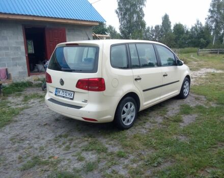 Желтый Фольксваген Туран, объемом двигателя 2 л и пробегом 380 тыс. км за 8000 $, фото 9 на Automoto.ua