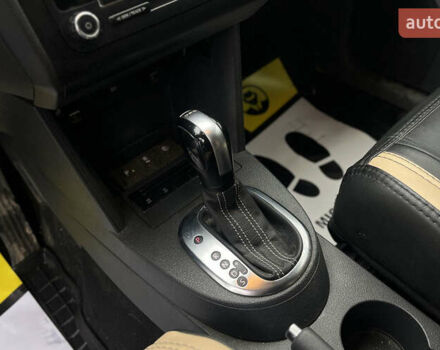 Желтый Фольксваген Туран, объемом двигателя 1.97 л и пробегом 213 тыс. км за 8990 $, фото 12 на Automoto.ua