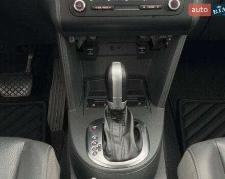 Желтый Фольксваген Туран, объемом двигателя 2 л и пробегом 262 тыс. км за 10800 $, фото 30 на Automoto.ua