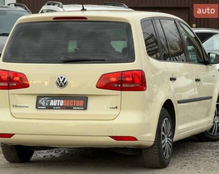 Желтый Фольксваген Туран, объемом двигателя 2 л и пробегом 262 тыс. км за 10800 $, фото 6 на Automoto.ua