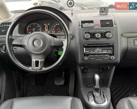 Желтый Фольксваген Туран, объемом двигателя 2 л и пробегом 262 тыс. км за 10800 $, фото 27 на Automoto.ua