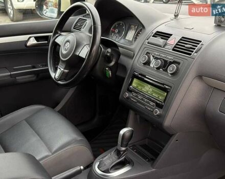 Желтый Фольксваген Туран, объемом двигателя 2 л и пробегом 262 тыс. км за 10800 $, фото 37 на Automoto.ua