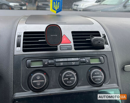 Серый Фольксваген Туран, объемом двигателя 1.4 л и пробегом 242 тыс. км за 7950 $, фото 15 на Automoto.ua