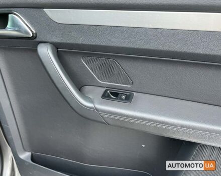 Серый Фольксваген Туран, объемом двигателя 1.4 л и пробегом 242 тыс. км за 7950 $, фото 18 на Automoto.ua