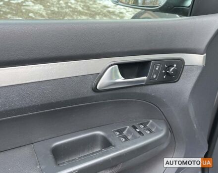 Серый Фольксваген Туран, объемом двигателя 1.4 л и пробегом 242 тыс. км за 7950 $, фото 6 на Automoto.ua