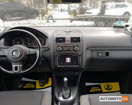 Серый Фольксваген Туран, объемом двигателя 1.4 л и пробегом 182 тыс. км за 9900 $, фото 10 на Automoto.ua