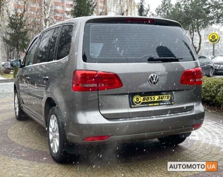 Серый Фольксваген Туран, объемом двигателя 1.4 л и пробегом 182 тыс. км за 9900 $, фото 4 на Automoto.ua