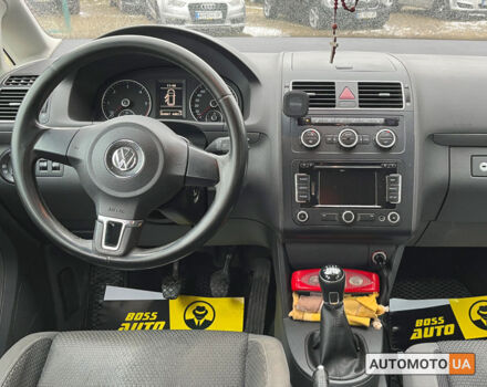 Серый Фольксваген Туран, объемом двигателя 1.6 л и пробегом 304 тыс. км за 10500 $, фото 15 на Automoto.ua