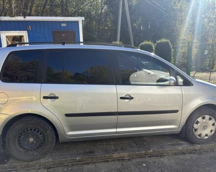 Серый Фольксваген Туран, объемом двигателя 1.6 л и пробегом 3 тыс. км за 5800 $, фото 3 на Automoto.ua