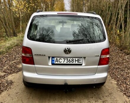 Сірий Фольксваген Туран, об'ємом двигуна 1.9 л та пробігом 300 тис. км за 4999 $, фото 5 на Automoto.ua