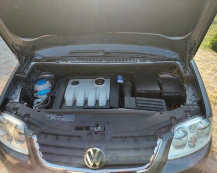 Сірий Фольксваген Туран, об'ємом двигуна 1.9 л та пробігом 185 тис. км за 7400 $, фото 10 на Automoto.ua