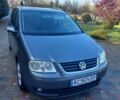 Сірий Фольксваген Туран, об'ємом двигуна 1.9 л та пробігом 185 тис. км за 7400 $, фото 1 на Automoto.ua