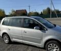 Серый Фольксваген Туран, объемом двигателя 2 л и пробегом 280 тыс. км за 4204 $, фото 2 на Automoto.ua