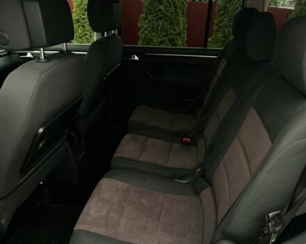 Сірий Фольксваген Туран, об'ємом двигуна 1.6 л та пробігом 205 тис. км за 10500 $, фото 8 на Automoto.ua