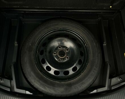 Сірий Фольксваген Туран, об'ємом двигуна 1.6 л та пробігом 205 тис. км за 10500 $, фото 15 на Automoto.ua