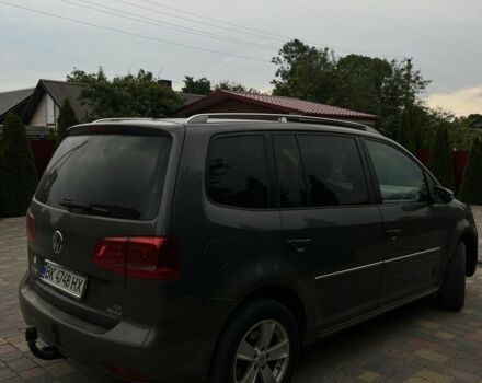 Сірий Фольксваген Туран, об'ємом двигуна 1.6 л та пробігом 205 тис. км за 10500 $, фото 5 на Automoto.ua