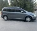 Серый Фольксваген Туран, объемом двигателя 2 л и пробегом 270 тыс. км за 5200 $, фото 4 на Automoto.ua