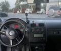 Серый Фольксваген Туран, объемом двигателя 2 л и пробегом 270 тыс. км за 5200 $, фото 9 на Automoto.ua