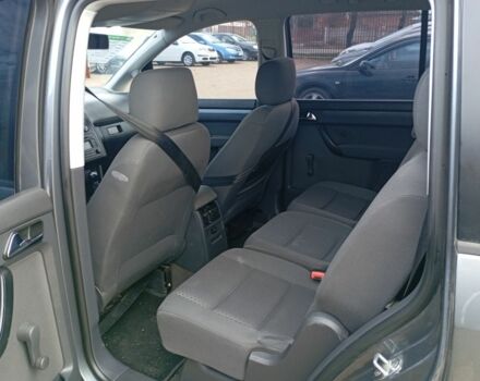 Сірий Фольксваген Туран, об'ємом двигуна 1.6 л та пробігом 311 тис. км за 5500 $, фото 5 на Automoto.ua