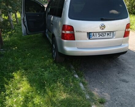 Серый Фольксваген Туран, объемом двигателя 1.6 л и пробегом 250 тыс. км за 5490 $, фото 3 на Automoto.ua