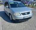 Сірий Фольксваген Туран, об'ємом двигуна 1.9 л та пробігом 420 тис. км за 6000 $, фото 1 на Automoto.ua
