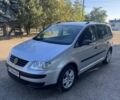 Сірий Фольксваген Туран, об'ємом двигуна 1.6 л та пробігом 221 тис. км за 5900 $, фото 1 на Automoto.ua