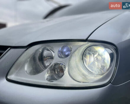 Серый Фольксваген Туран, объемом двигателя 1.9 л и пробегом 290 тыс. км за 4600 $, фото 15 на Automoto.ua