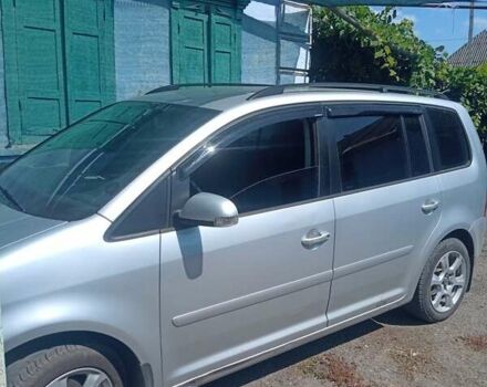 Сірий Фольксваген Туран, об'ємом двигуна 1.6 л та пробігом 270 тис. км за 6500 $, фото 7 на Automoto.ua