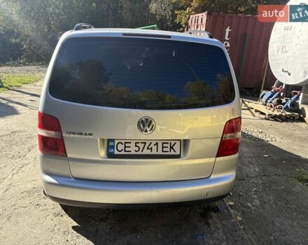 Серый Фольксваген Туран, объемом двигателя 1.6 л и пробегом 270 тыс. км за 5600 $, фото 3 на Automoto.ua