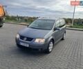 Сірий Фольксваген Туран, об'ємом двигуна 1.9 л та пробігом 255 тис. км за 4750 $, фото 1 на Automoto.ua