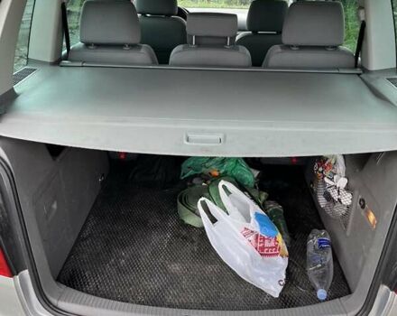 Серый Фольксваген Туран, объемом двигателя 1.6 л и пробегом 185 тыс. км за 5999 $, фото 37 на Automoto.ua