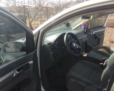 Сірий Фольксваген Туран, об'ємом двигуна 1.6 л та пробігом 261 тис. км за 5200 $, фото 1 на Automoto.ua