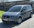 Серый Фольксваген Туран, объемом двигателя 1.6 л и пробегом 138 тыс. км за 5950 $, фото 1 на Automoto.ua
